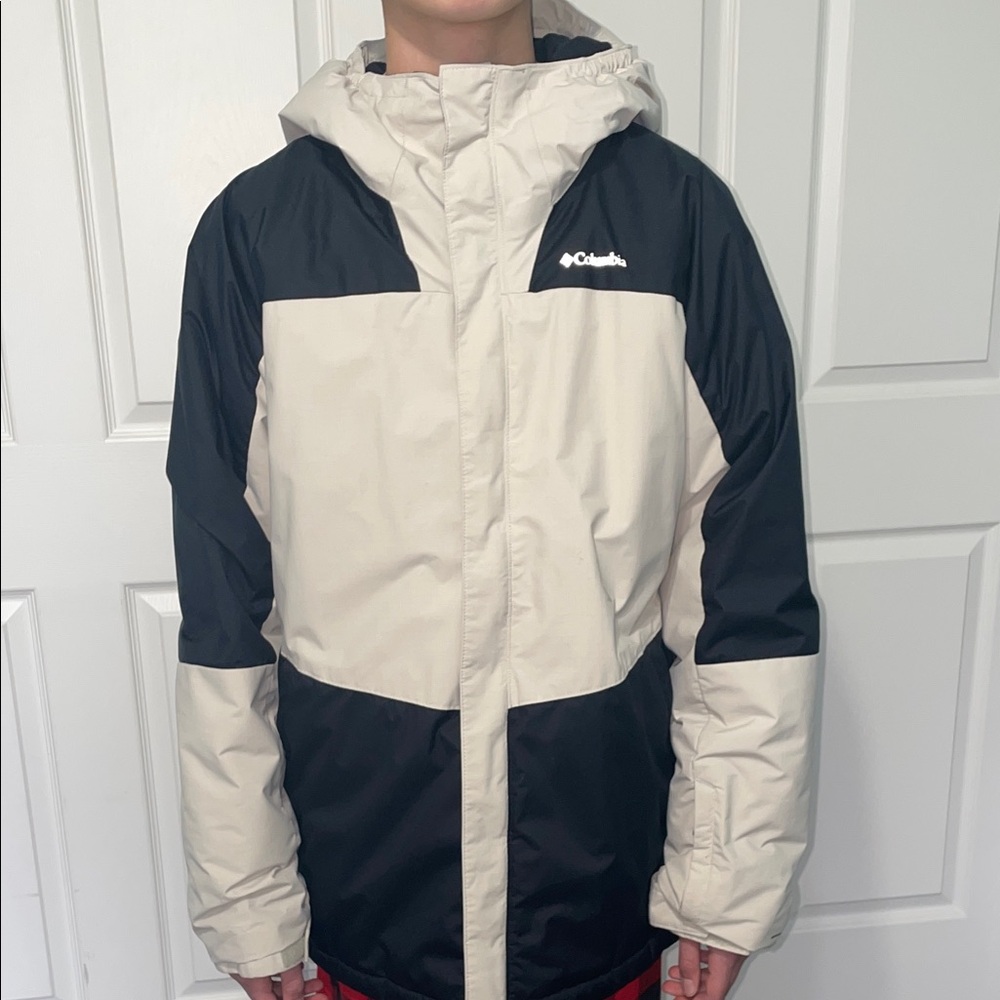 Columbia Two-Tone Hooded Jacket in Black and Cream